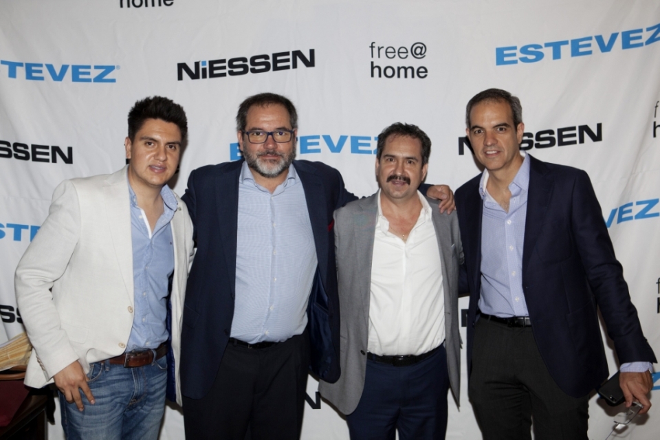 Revista De Preferencia, revista de presencia ferretera, eléctrica y construcción