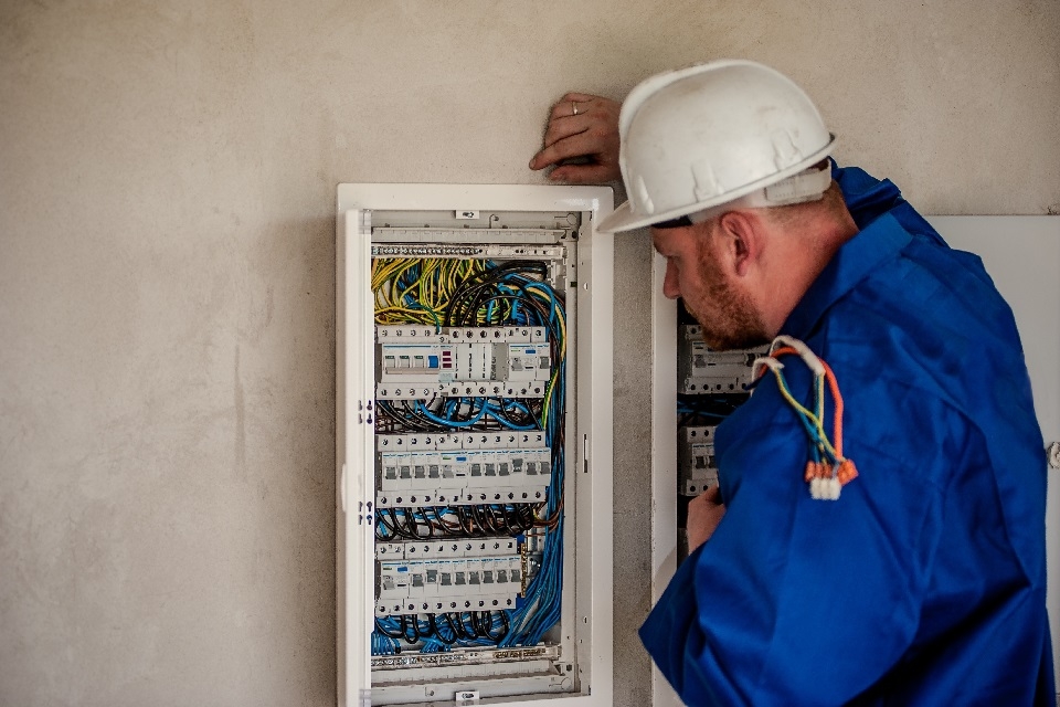 Revista De Preferencia, revista de presencia ferretera, eléctrica y construcción